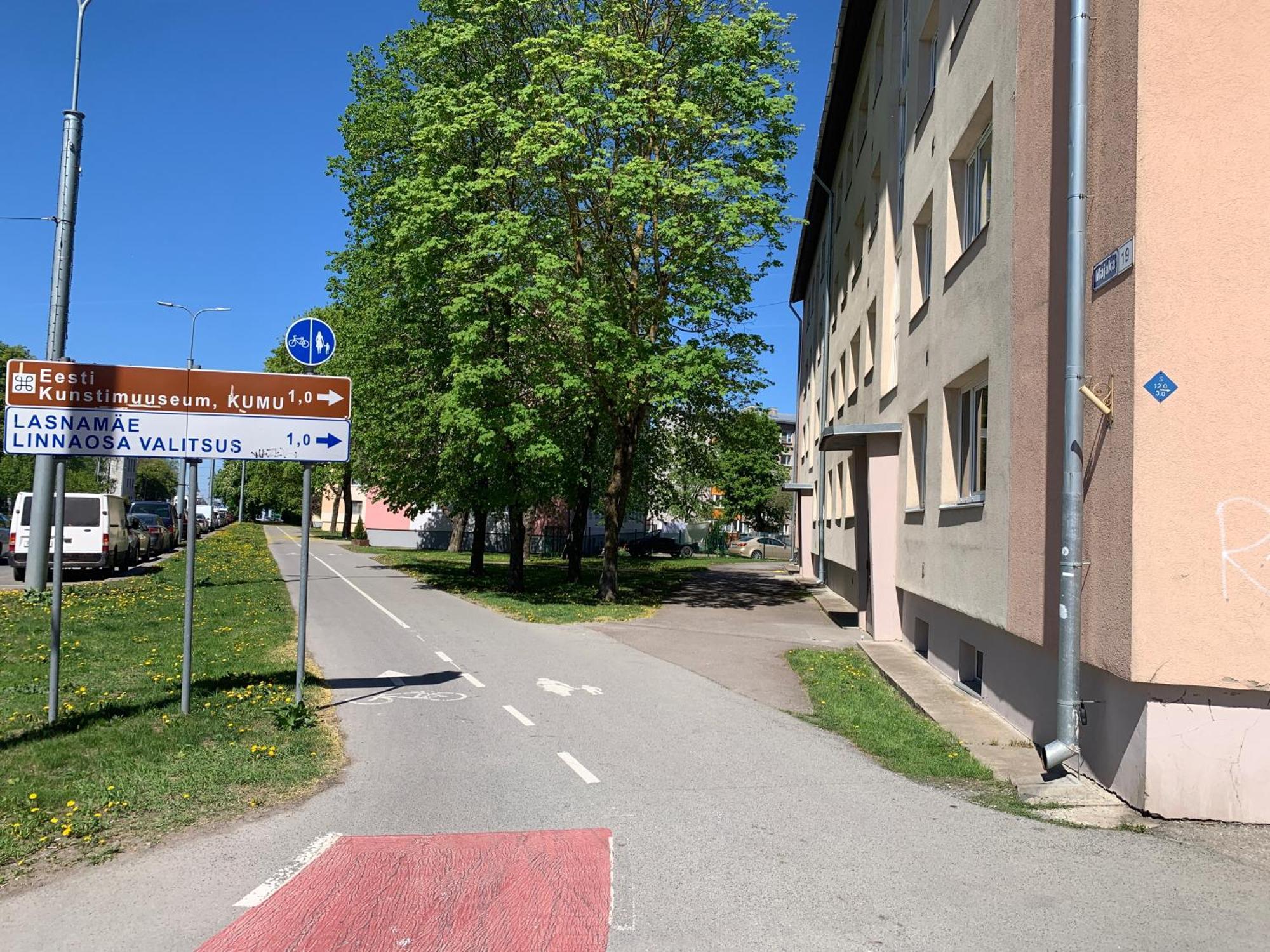 Dikol Two-Room Apartment-Self Check-In & Free Parking Near City Center Tallinn Exterior photo